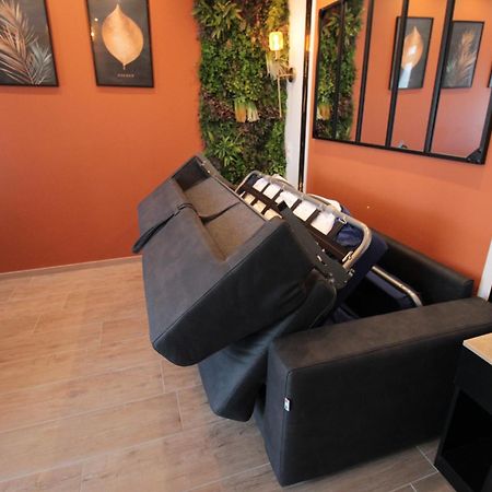 Luxury Studio, Rez De Chaussee, Parking Prive Video Surveillance, Canape Haute Qualite Convertible Couchage 2 Personnes, Centre Ville Proche, Restaurant, Boulangerie 2 Minutes A Pied, Terrasse - 800Metre Carre De Terrain - Gere Par Presta-Zen'Service Верден-сюр-Мёз Экстерьер фото